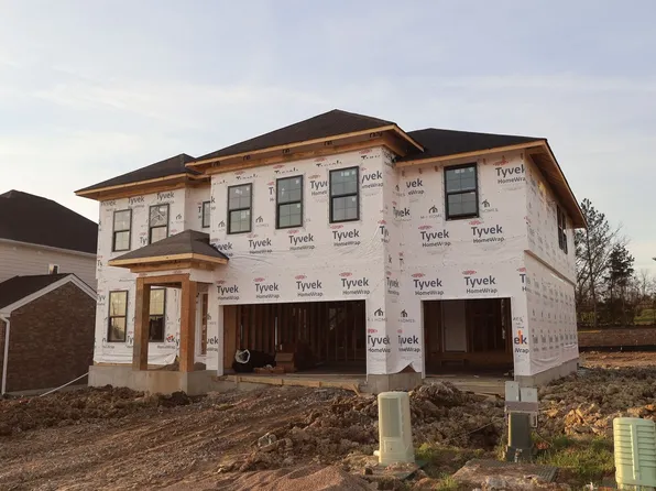 39 Glasgow St, Springboro, OH 45066