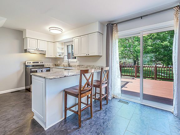 3rd image of 3011 Williamsburg Rd