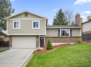 9408 W Laurel Pl, Littleton, CO 80128