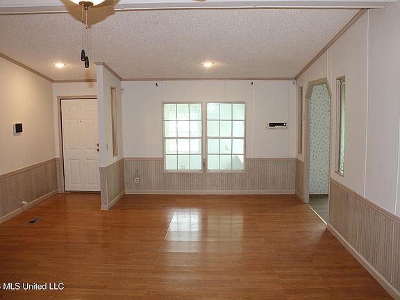 5th image of 1660 Candy Owens Rd