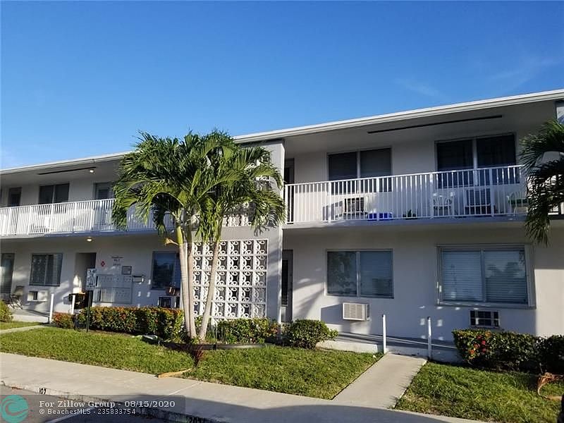 1st image of 2020 NE 51st Ct APT 206