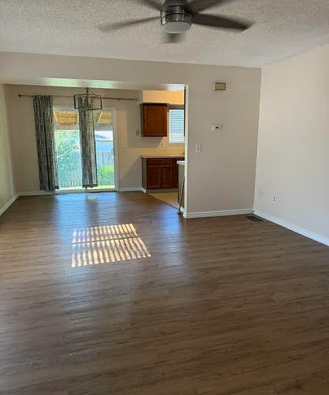 1815 W Yampa St #A — Photo 4