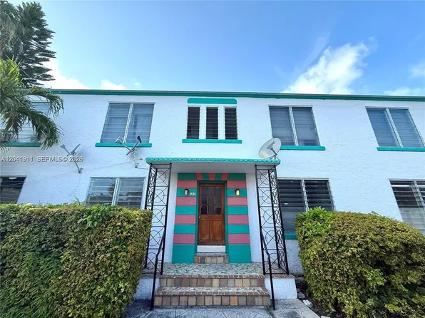 641 10th St #2, Miami Beach, FL 33139