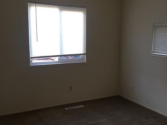 5th image of 17915 San Carlos Dr