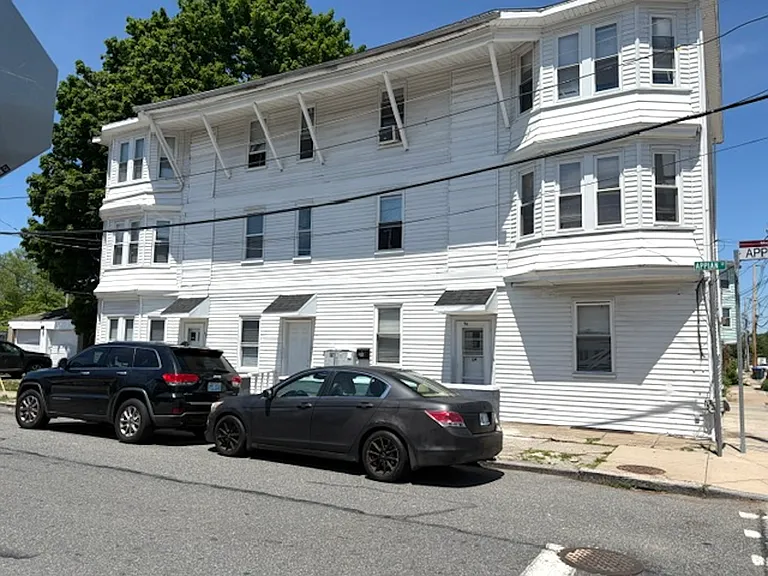 3 Appian St #2 — Photo 1