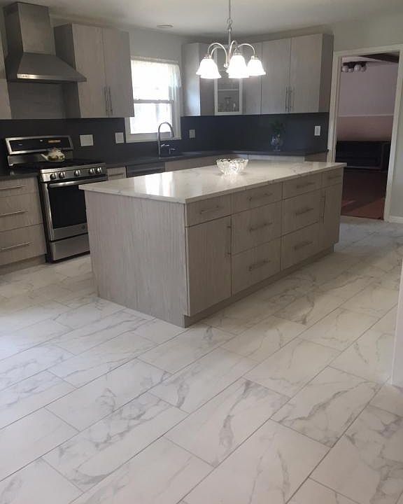 1st image of 154 Hubbard Ave