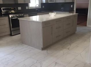 154 Hubbard Ave, Stamford, CT 06905