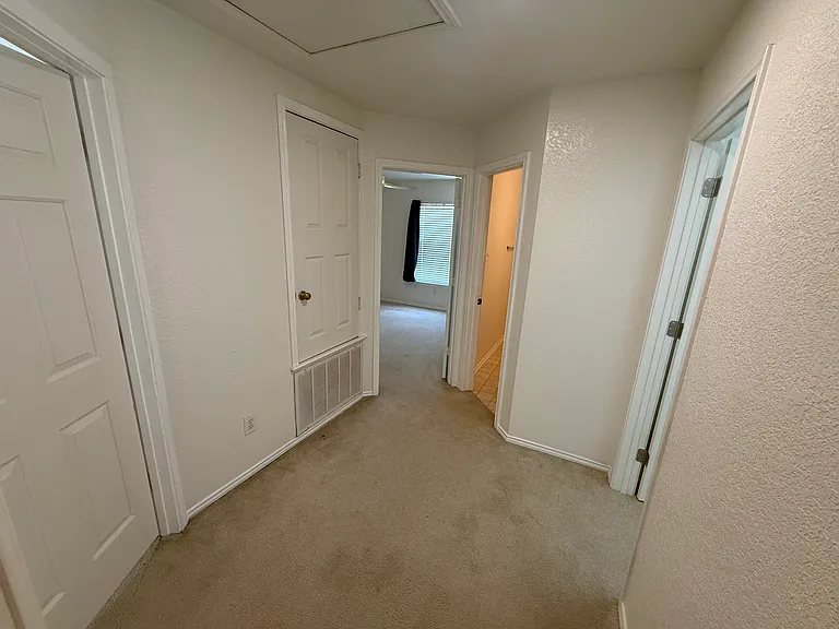 10838 Larson Cavern — Photo 19