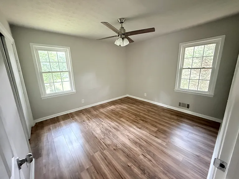 3382 Sweetwater Dr — Photo 13