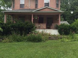 1201 Sunset Dr, Fairfield, IA 52556