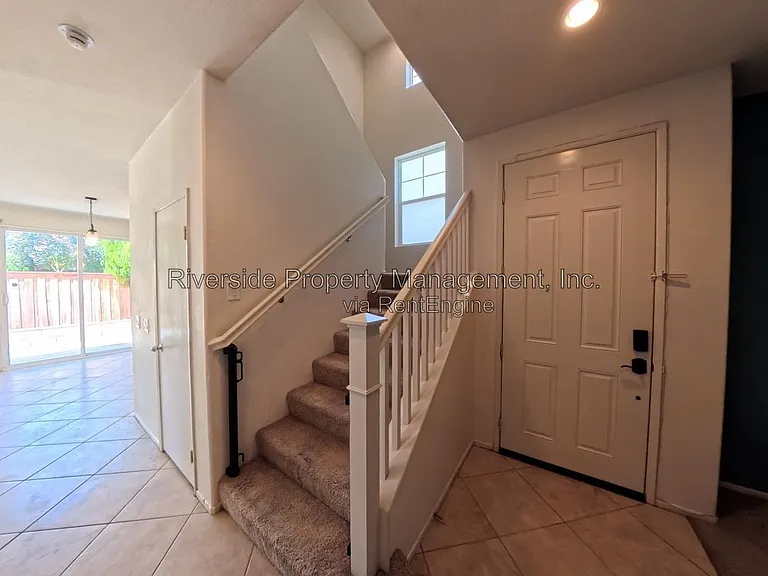 4031 Cey Ct — Photo 17