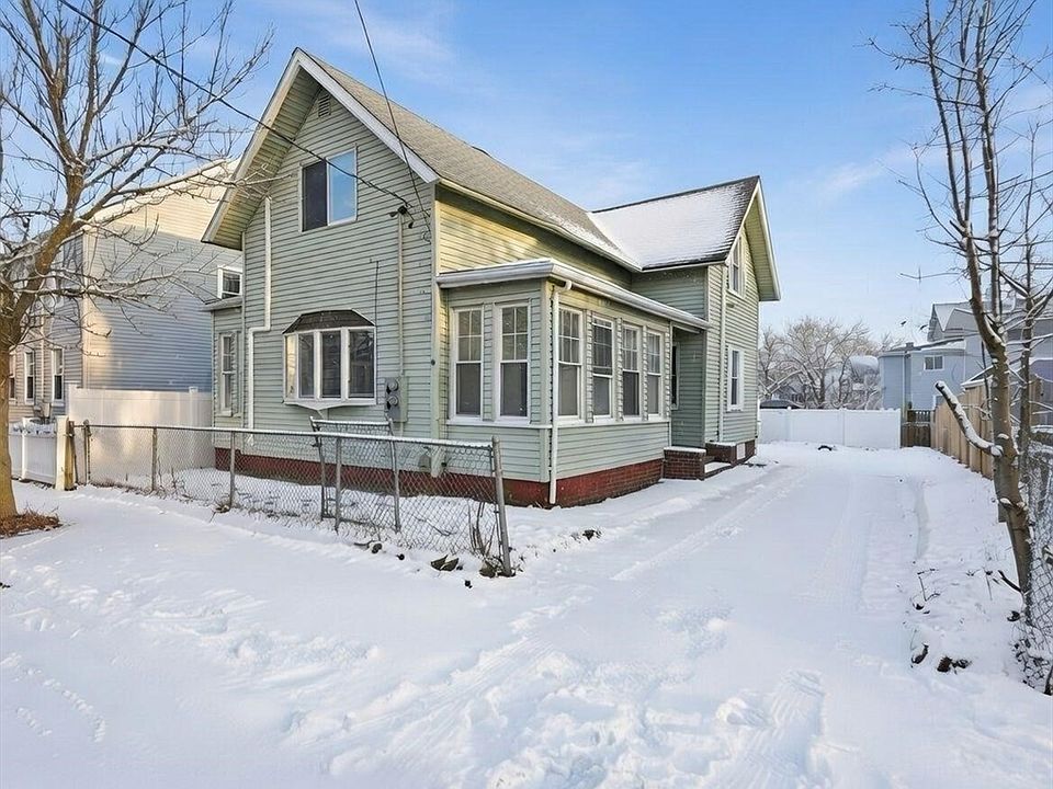 1st image of 12 Howard St