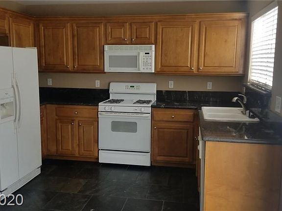 3rd image of 8070 Wards Ferry St