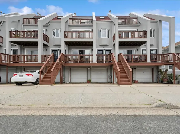 661A E Broadway #103, Long Beach, NY 11561