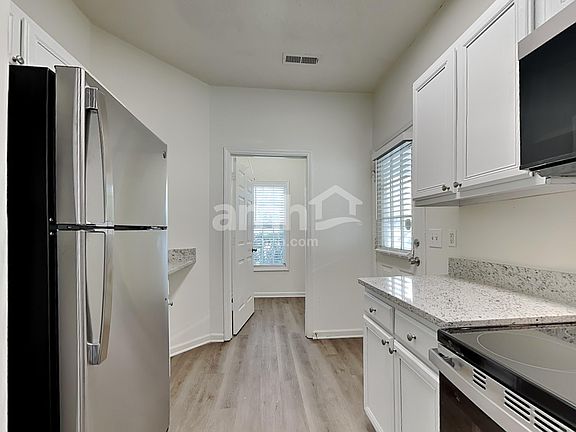 4th image of 108 Cameron Way Cir