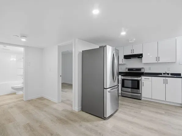 205 Cityscape Gdns NE #B, Calgary, AB T3N 0M5
