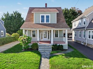 371 Grovers Avenue, Bridgeport, CT 06605