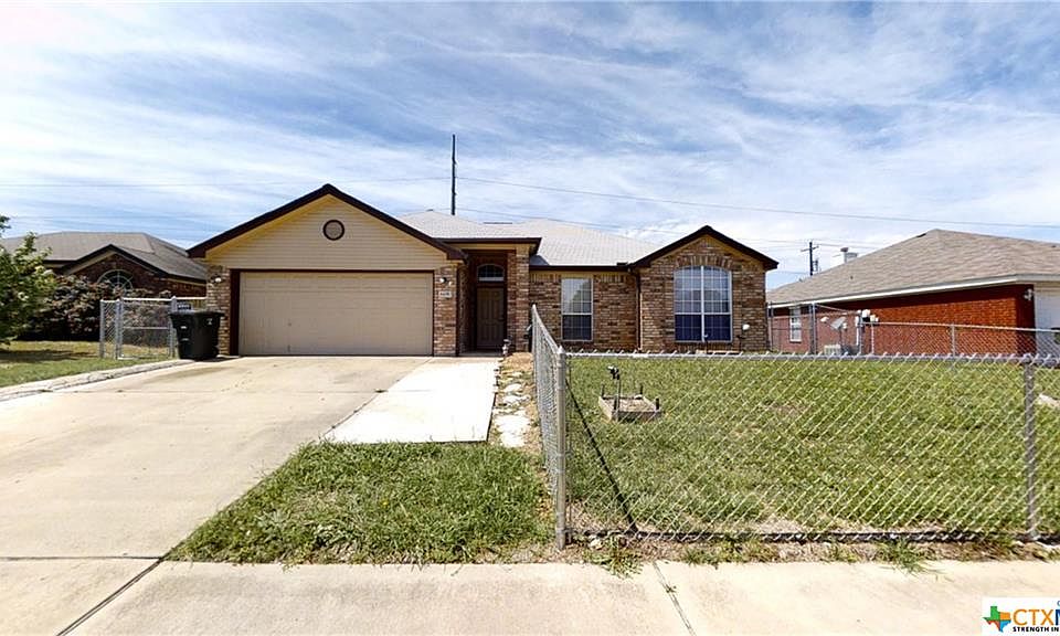 1st image of 4405 Hitchrock Dr