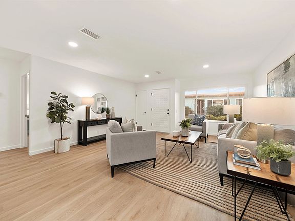 5th image of 3839 Vista Campana S Unit 20