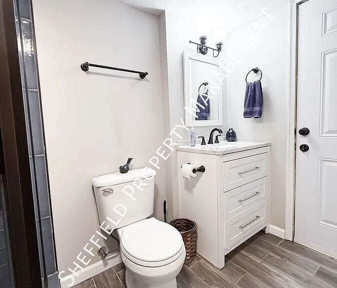 3 Stonehaven Ct #B — Photo 10