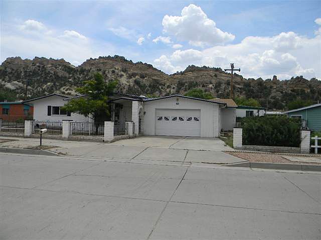 2nd image of 3402 Ciniza Dr