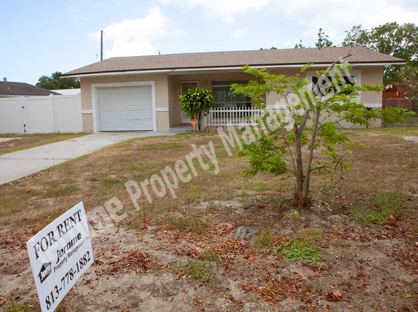 208 23rd Ave W, Bradenton, FL 34205
