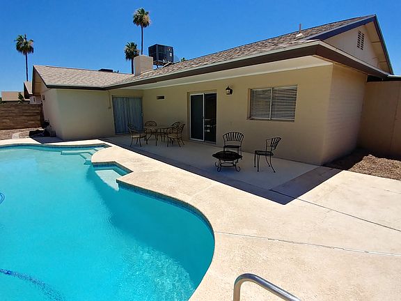 4th image of 4858 W Cochise Dr