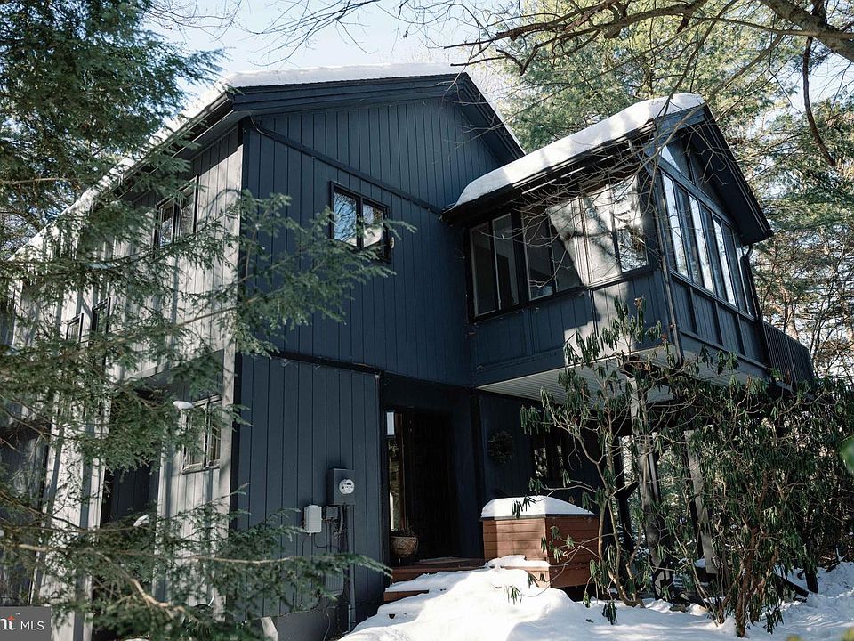 1st image of 196 Split Rock Ln