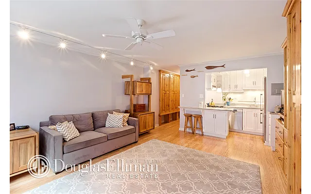 Sold by Douglas Elliman | media 10