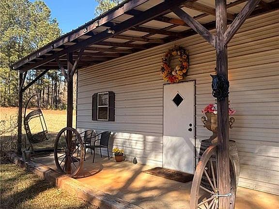 5th image of 670 Jefferies Rd