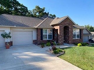1st image of 17 Parkridge Dr