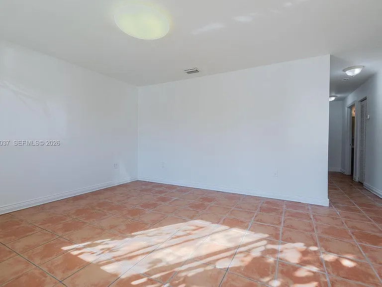 28147 SW 142nd Ct — Photo 3