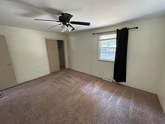 3rd image of 2410 Windy Hill Ln