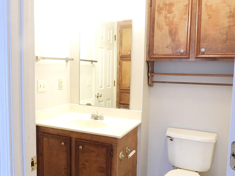 130 Magnolia Dr #16 — Photo 13