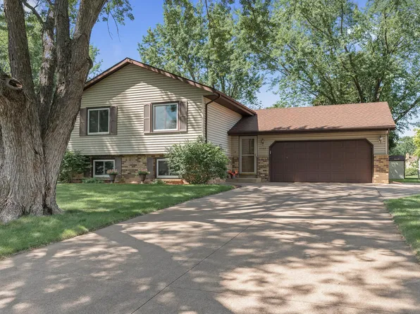 4133 88th Ave NE, Blaine, MN 55014