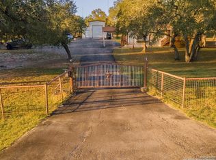 1218 Eagle Creek, Floresville, TX 78114