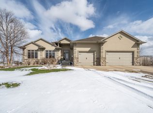 47154 S Clubhouse Rd, Sioux Falls, SD 57108