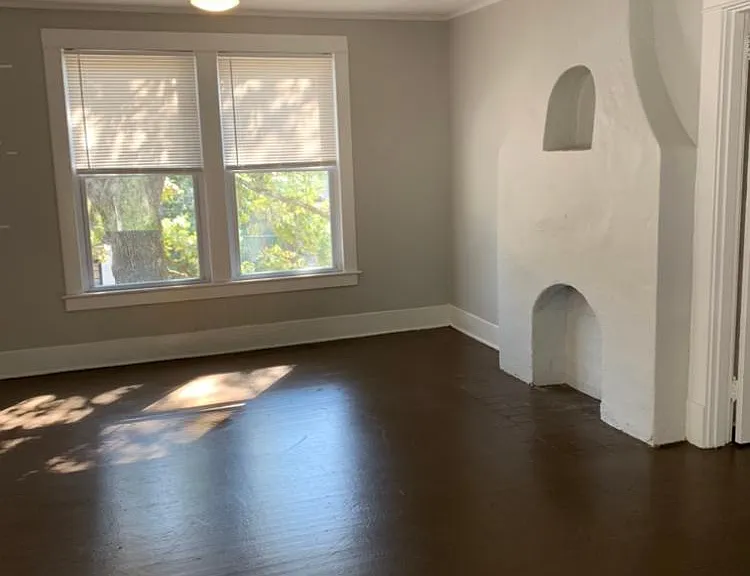 Living room, Currently painted grey