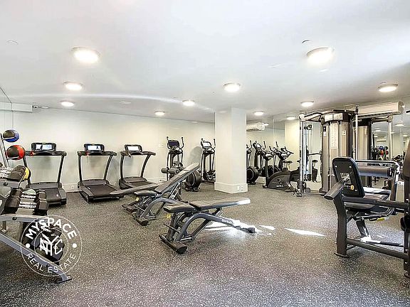 5th image of 1326 Ocean Ave APT 4P