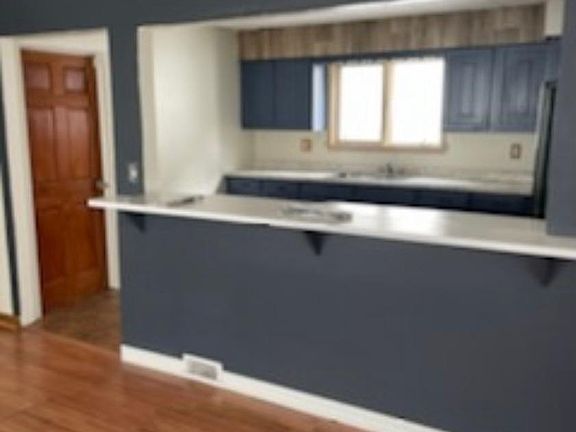 5th image of 27 Wheelock St #1