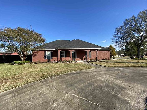 3rd image of 1835 Langham Forest Blvd