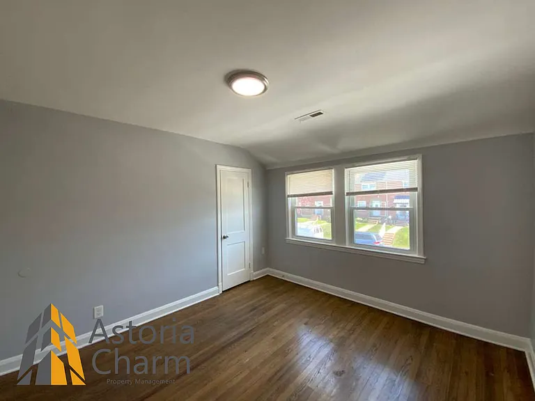 3392 Saint Benedict St — Photo 24