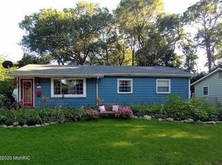 1349 Wesley Ave, Muskegon, MI 49442