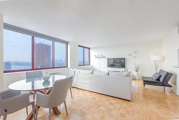 1st image of 4-74 48th Ave #3G