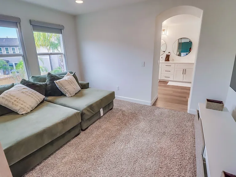 358 Corte Goleta — Photo 10