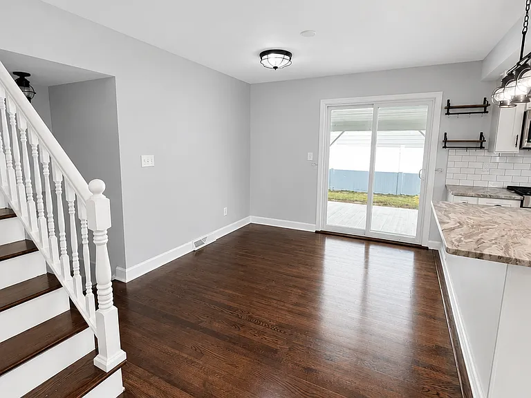 228 Williams Rd — Photo 11