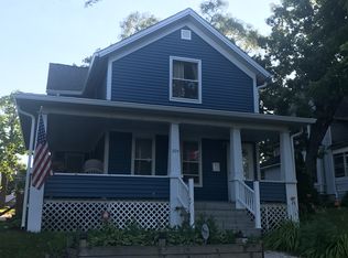 394 Hendee St, Elgin, IL 60123