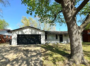 1105 N Fern Ave, Broken Arrow, OK 74012
