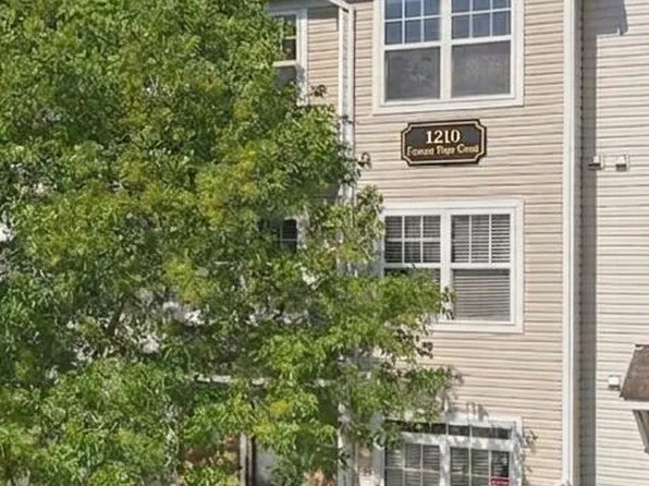 1210 Canyon Rock Ct Unit 104, Raleigh, NC 27610