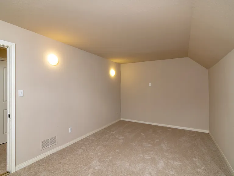 5920 Encore Dr — Photo 30